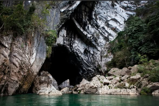  Hin Nam No National Park: Laos’ Limestone Legacy and Living Heritage
